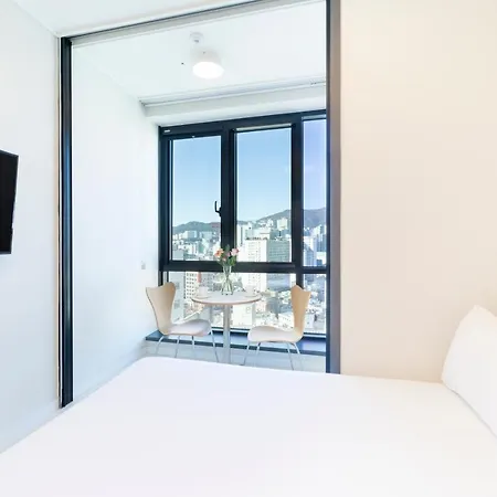 From H Reposant Hotel Busnan Seomyeon